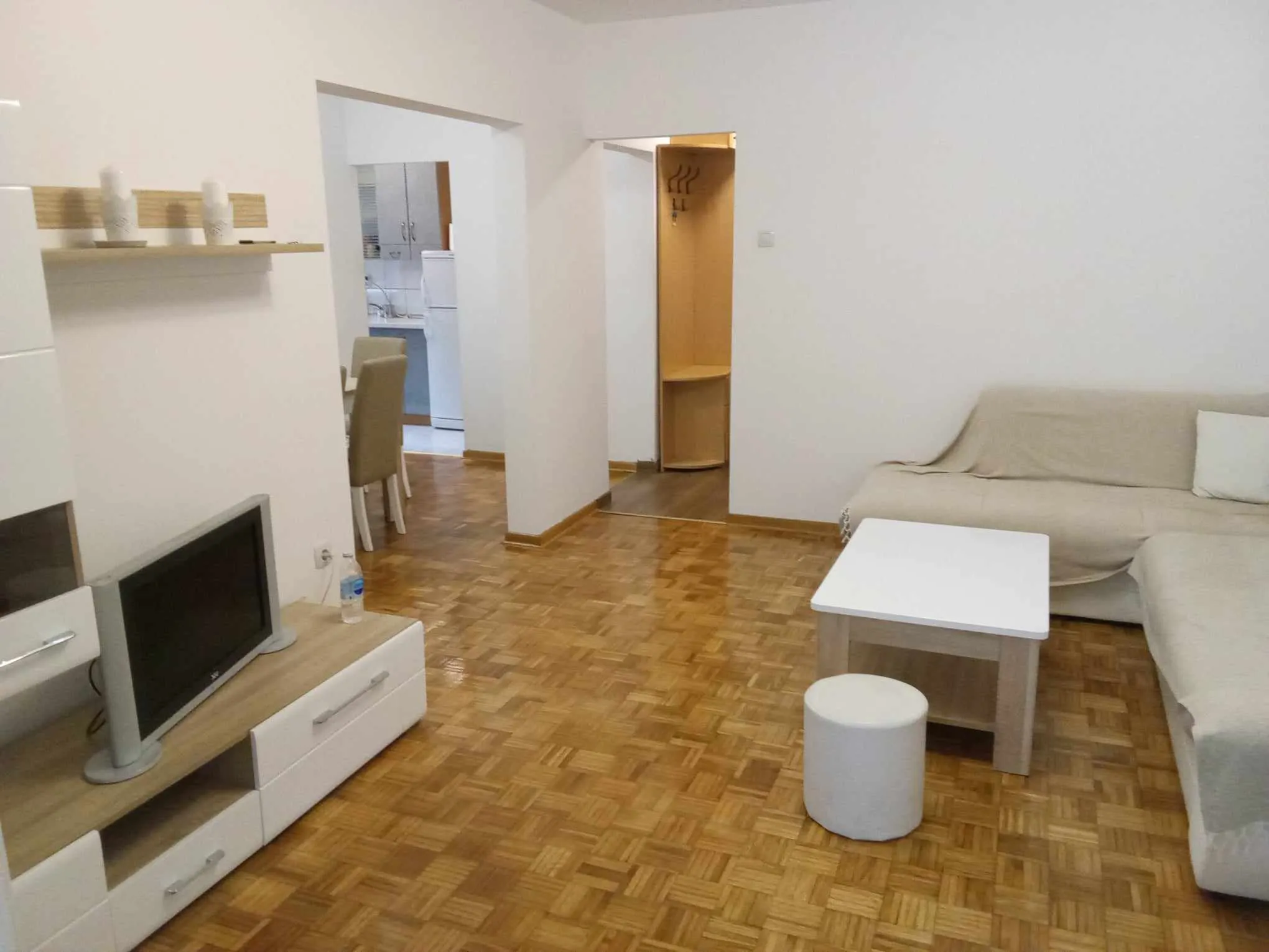 Apartament De vânzare - 11077 Belgrade Bezanija RS Image 1